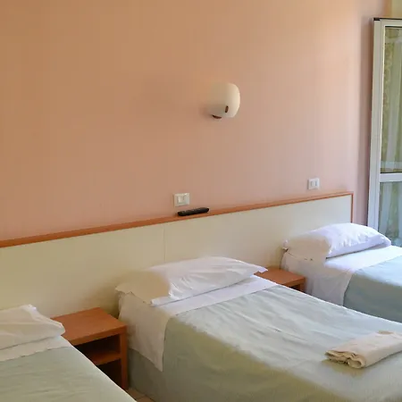 Hotel Bella Napoli *